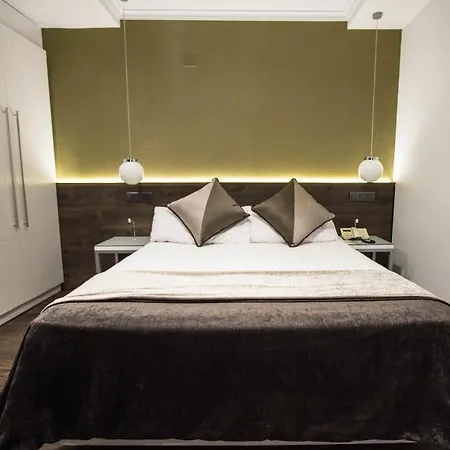 Otel Moderno