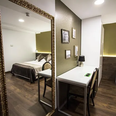 Otel Moderno 3*