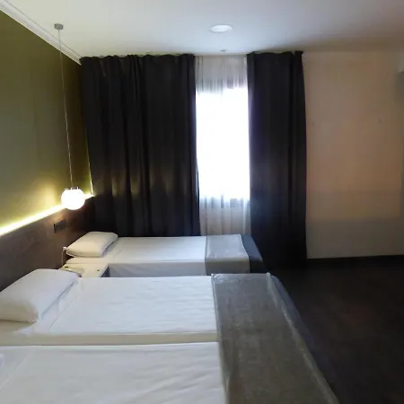 Moderno Hotel Barcellona