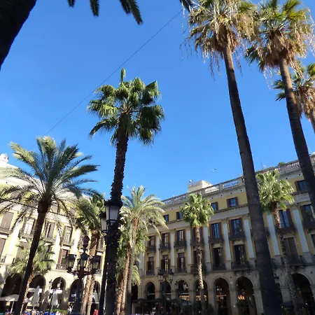 مودرنو 3* برشلونة