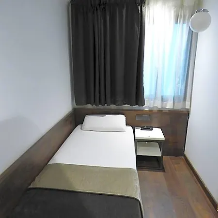 Moderno Hotel