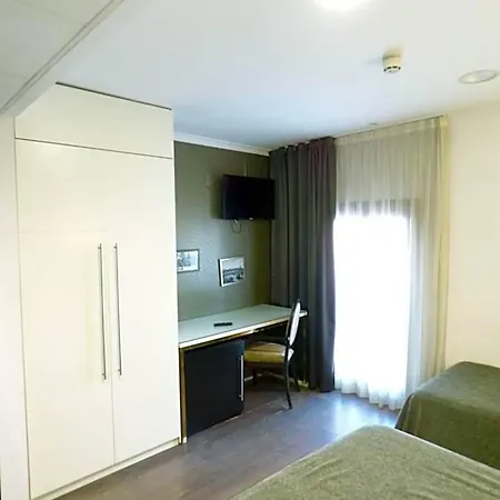 Hotel Moderno 3*