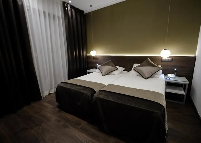 Moderno Отель Барселона