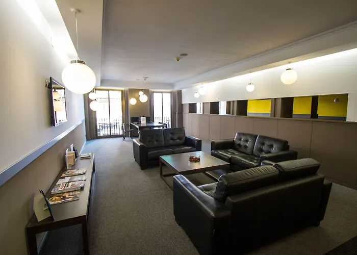 فندق مودرنو 3*