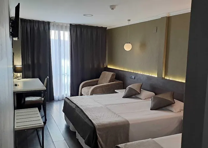 فندق مودرنو 3*