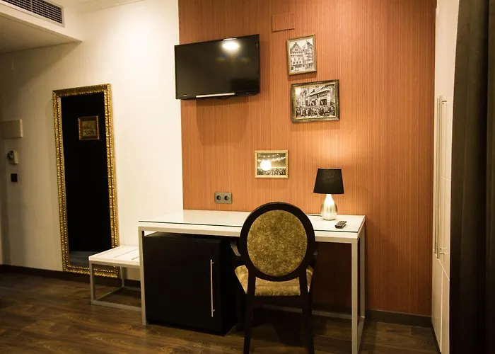 مودرنو برشلونة