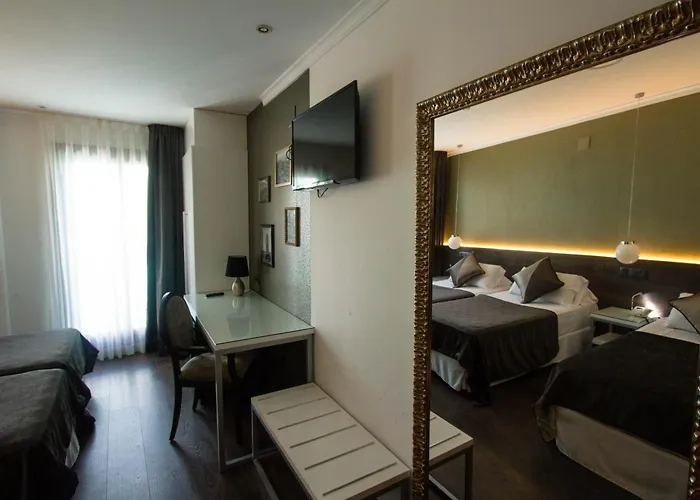 مودرنو 3* برشلونة