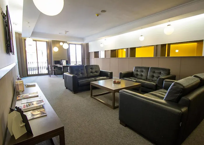 مودرنو برشلونة