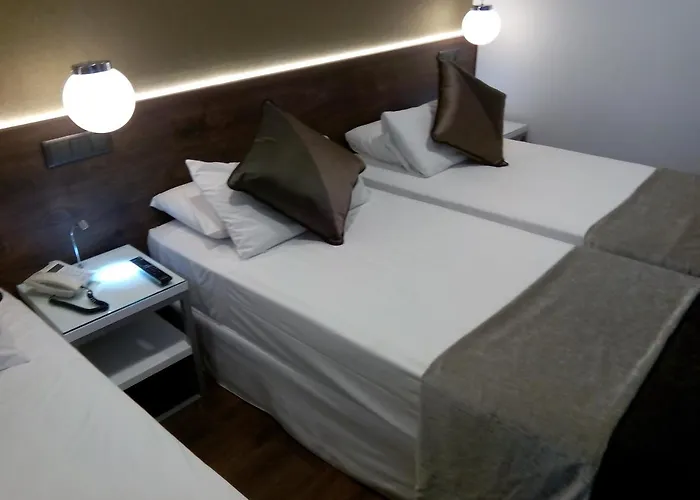 مودرنو برشلونة